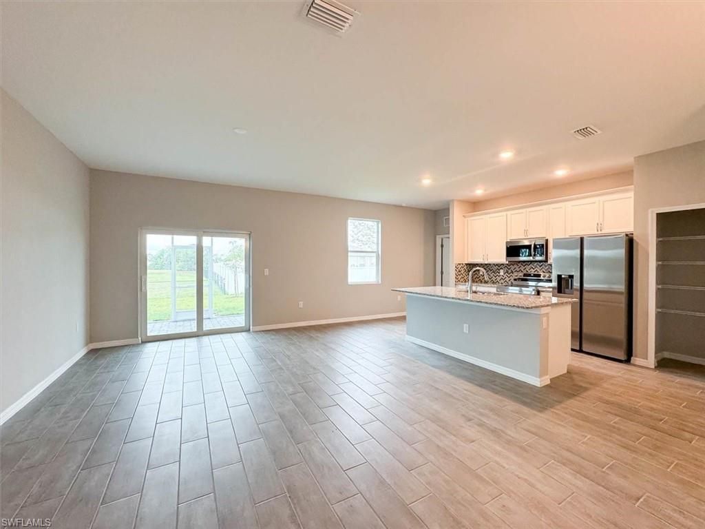 512 NW 25th Ave , Cape Coral, FL 33993 Photo