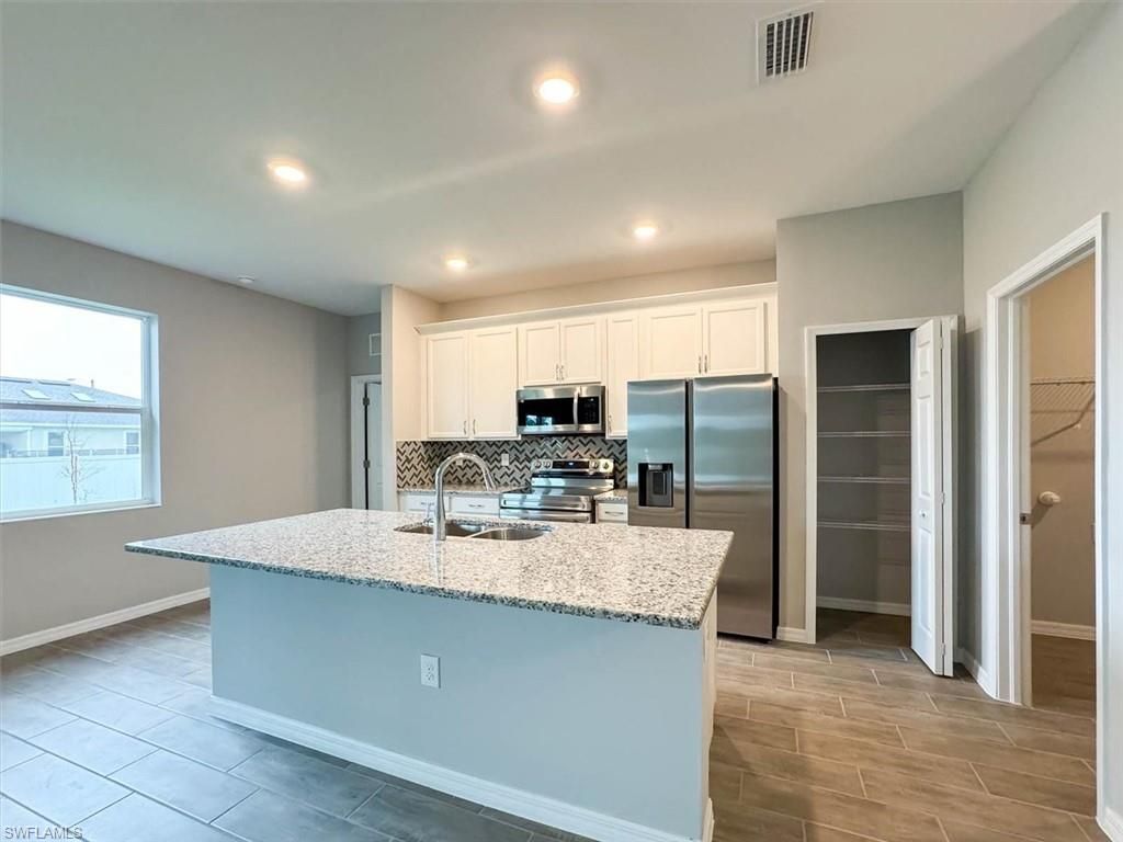512 NW 25th Ave , Cape Coral, FL 33993 Photo