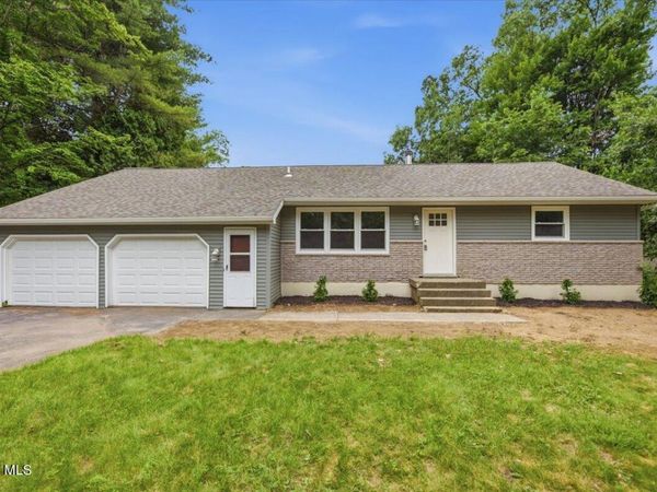 15 Hopeful Lane, Wilton, NY 12831