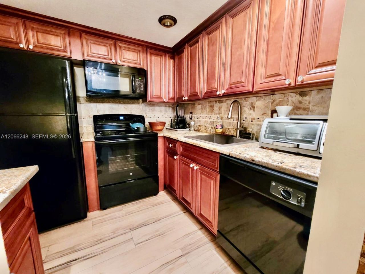 610 NW 13th St , Unit 11, Boca Raton, FL 33486 Photo