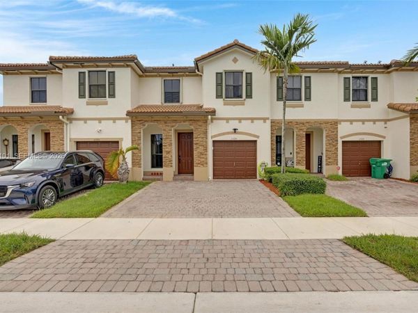 11324 SW 233rd St , Homestead, FL 33032