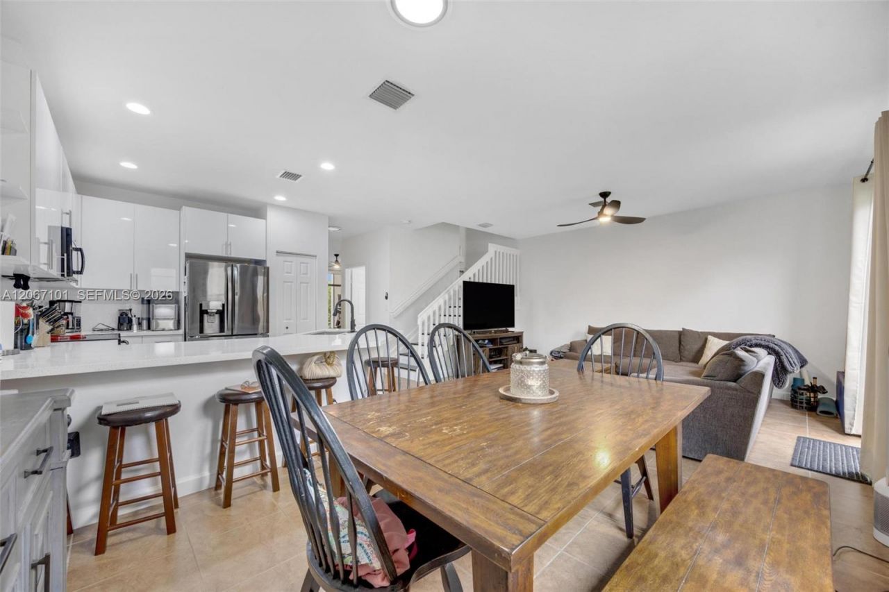 11324 SW 233rd St , Homestead, FL 33032 Photo