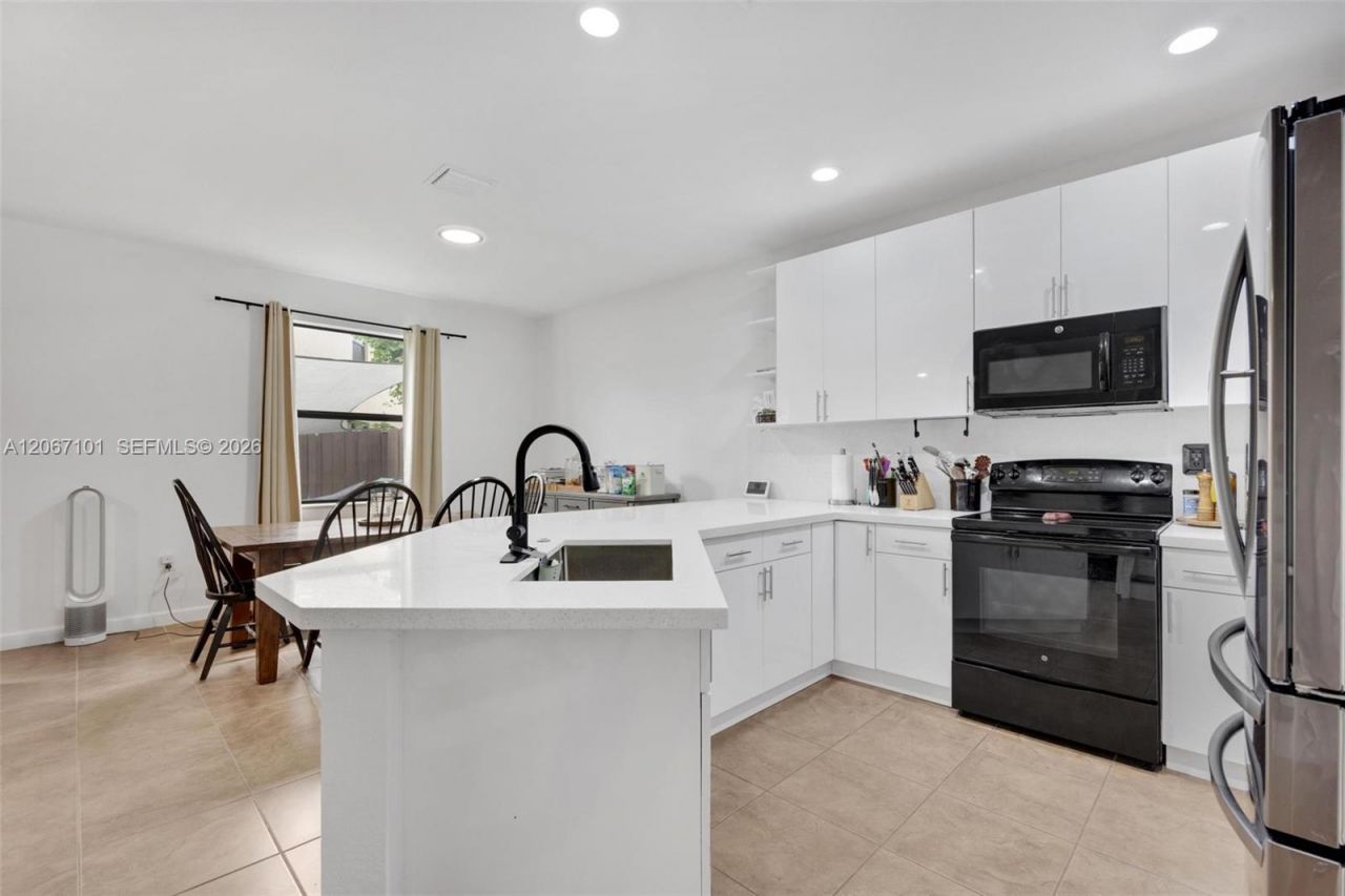 11324 SW 233rd St , Homestead, FL 33032 Photo