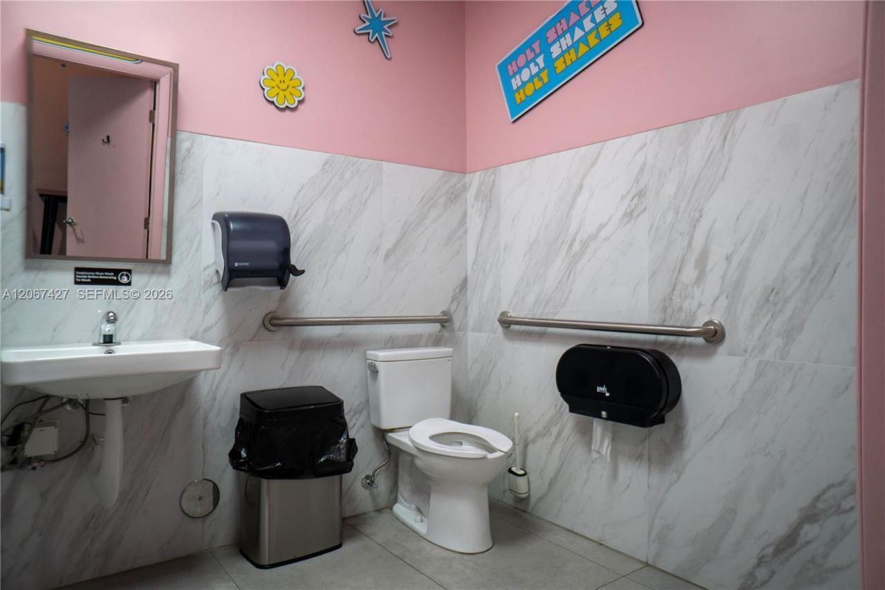 601 N Federal Highway , Hallandale Beach, FL 33009 Photo