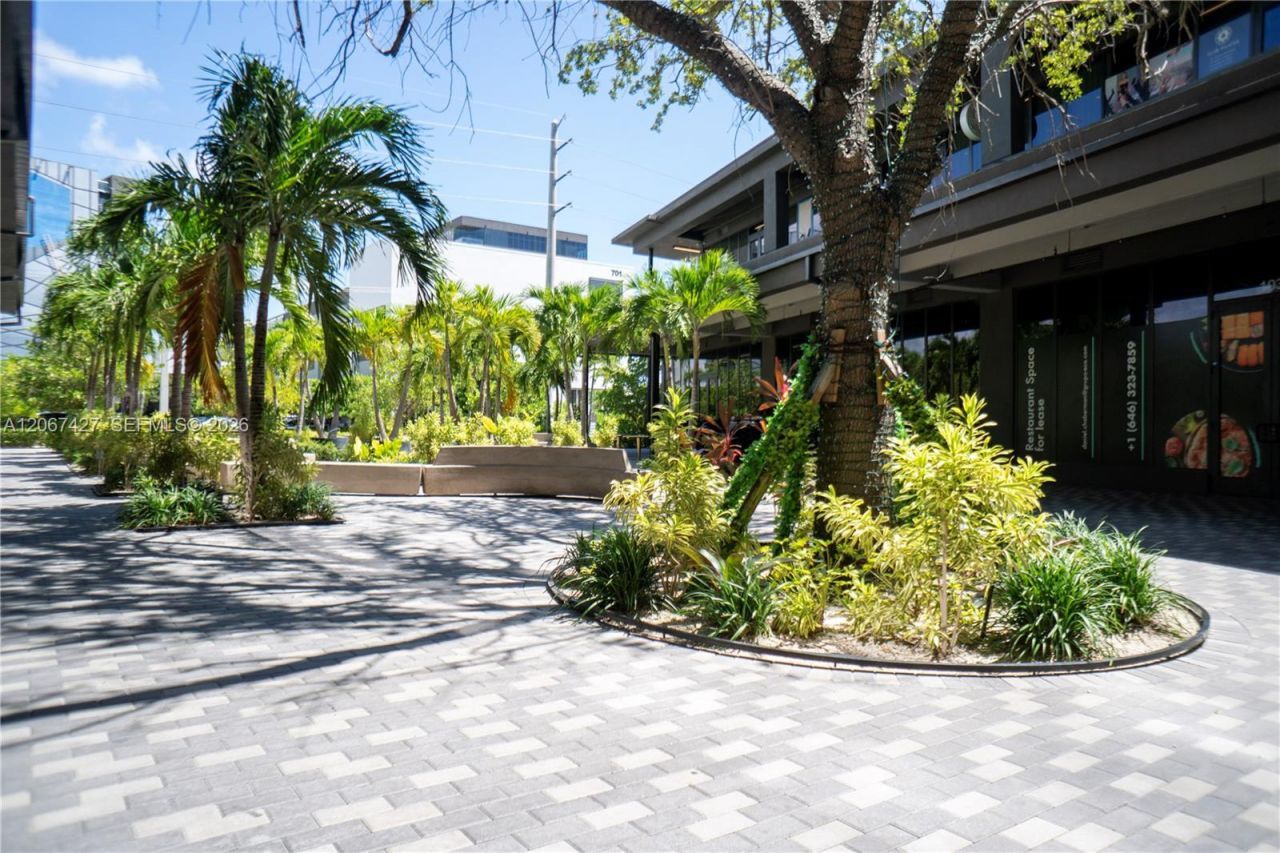 601 N Federal Highway , Hallandale Beach, FL 33009 Photo