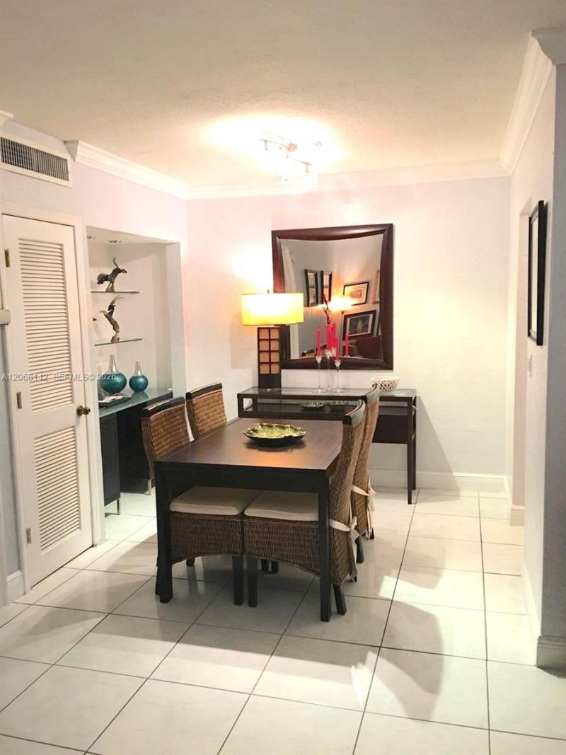 3905 SW 78th Ct , Unit 205, Miami, FL 33155 Photo