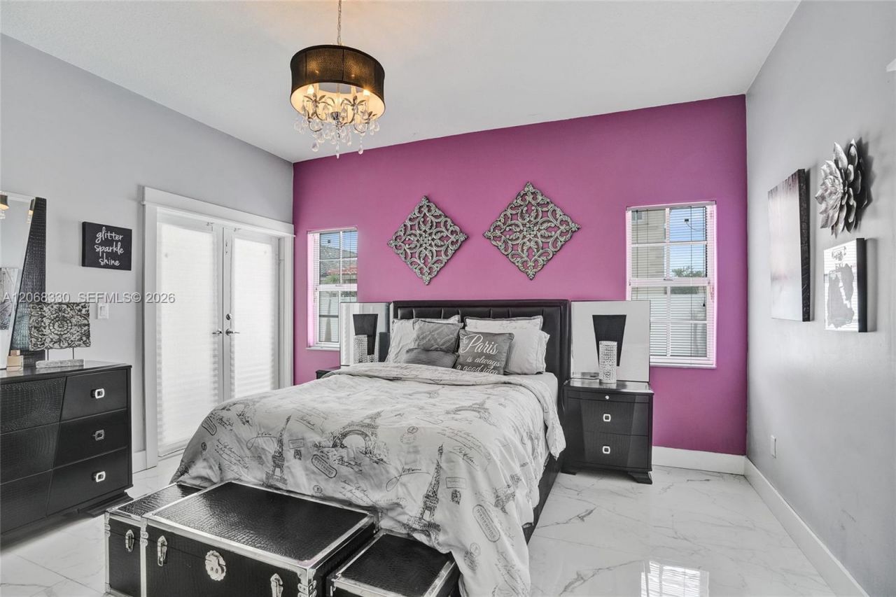 8816 NW 149th Ter, Miami Lakes, FL 33018 Photo