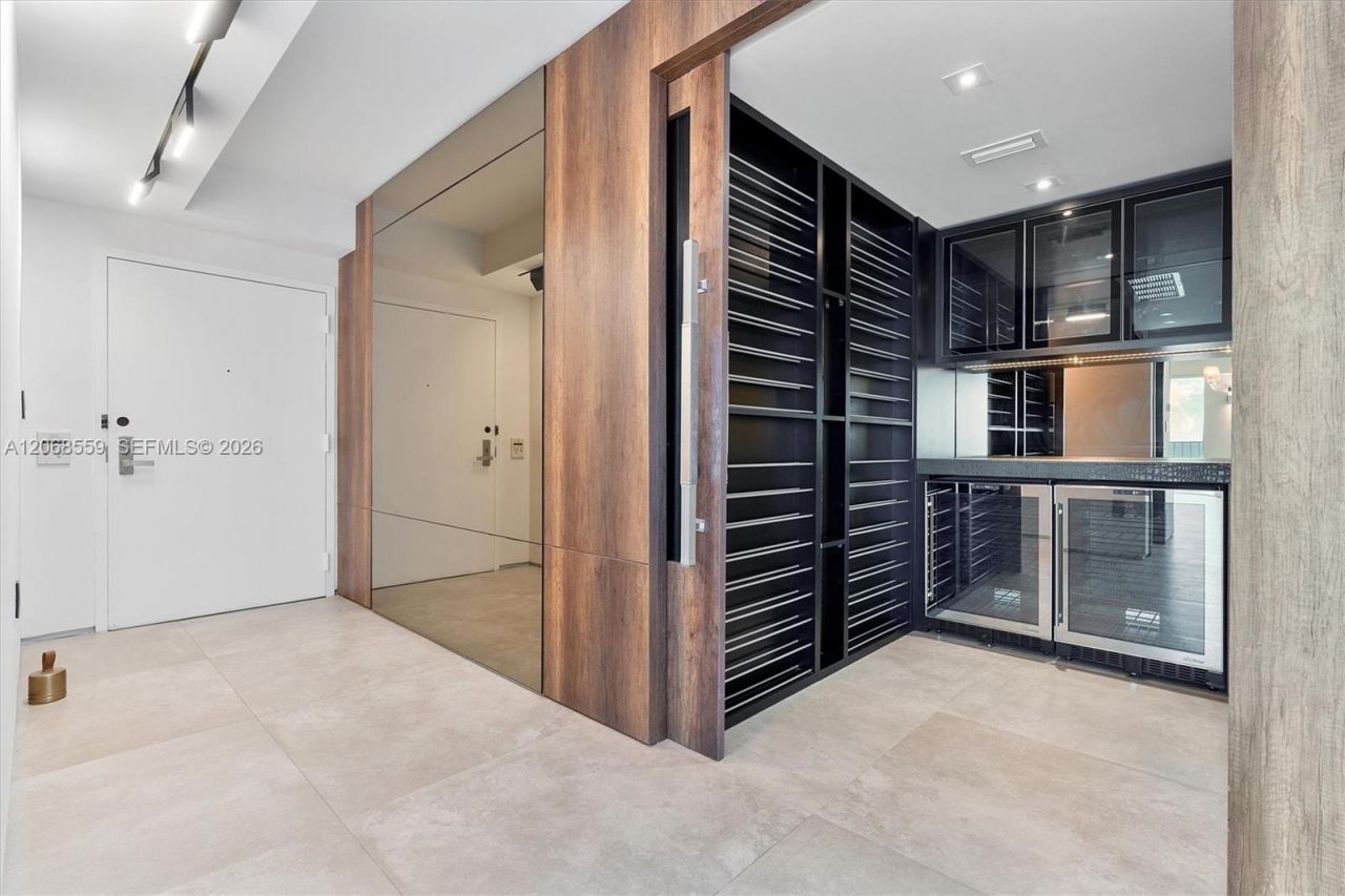 10155 Collins Ave, Unit 902, Bal Harbour, FL 33154 Photo