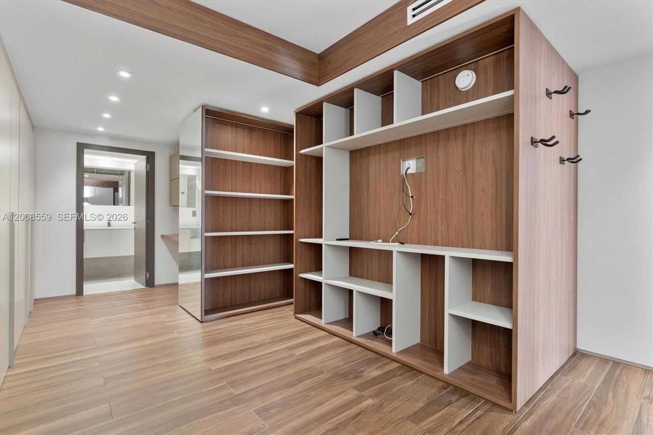 10155 Collins Ave, Unit 902, Bal Harbour, FL 33154 Photo
