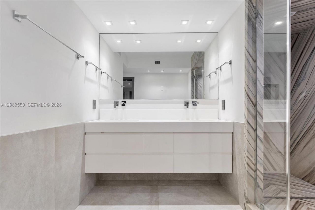 10155 Collins Ave, Unit 902, Bal Harbour, FL 33154 Photo
