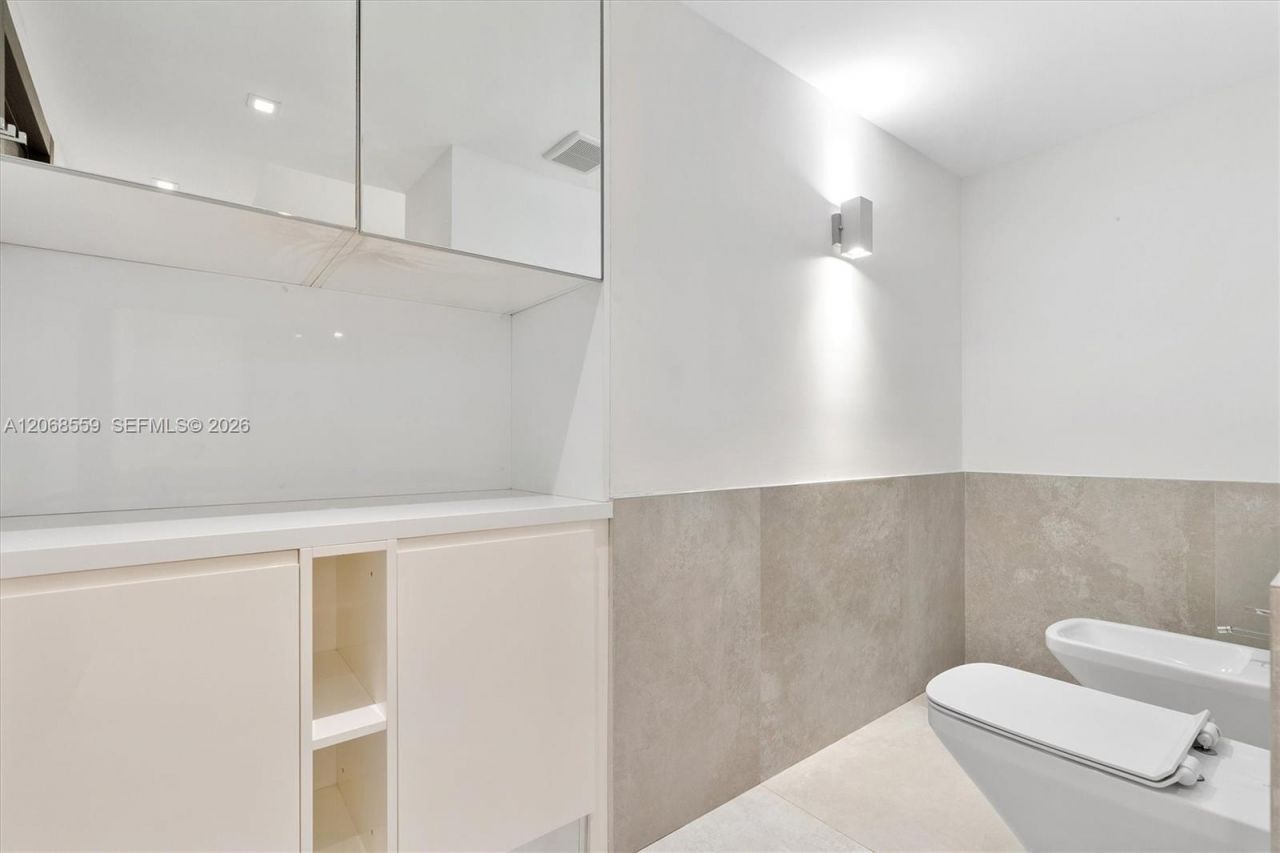 10155 Collins Ave, Unit 902, Bal Harbour, FL 33154 Photo