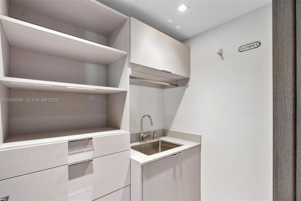 10155 Collins Ave, Unit 902, Bal Harbour, FL 33154 Photo