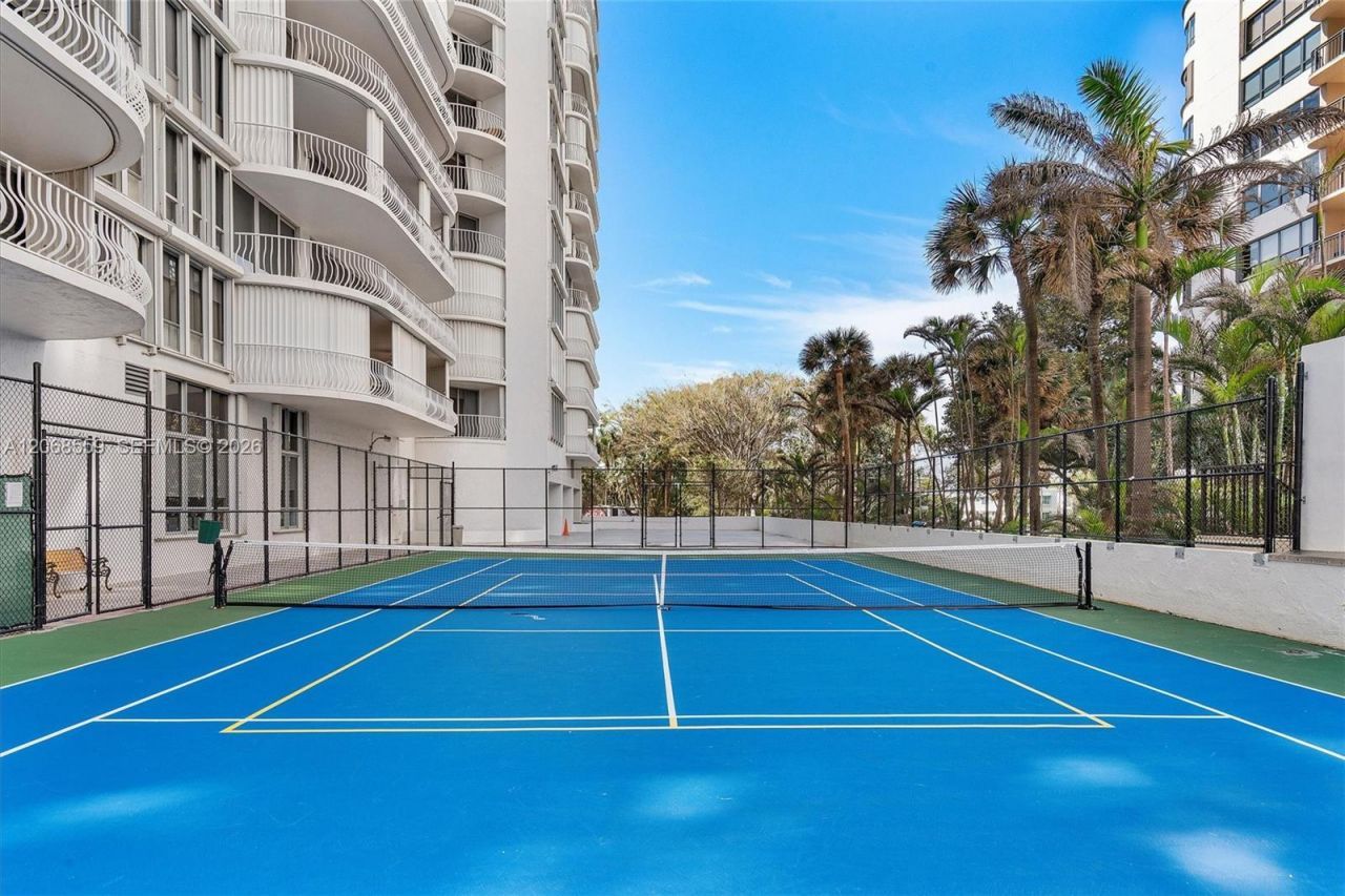 10155 Collins Ave, Unit 902, Bal Harbour, FL 33154 Photo