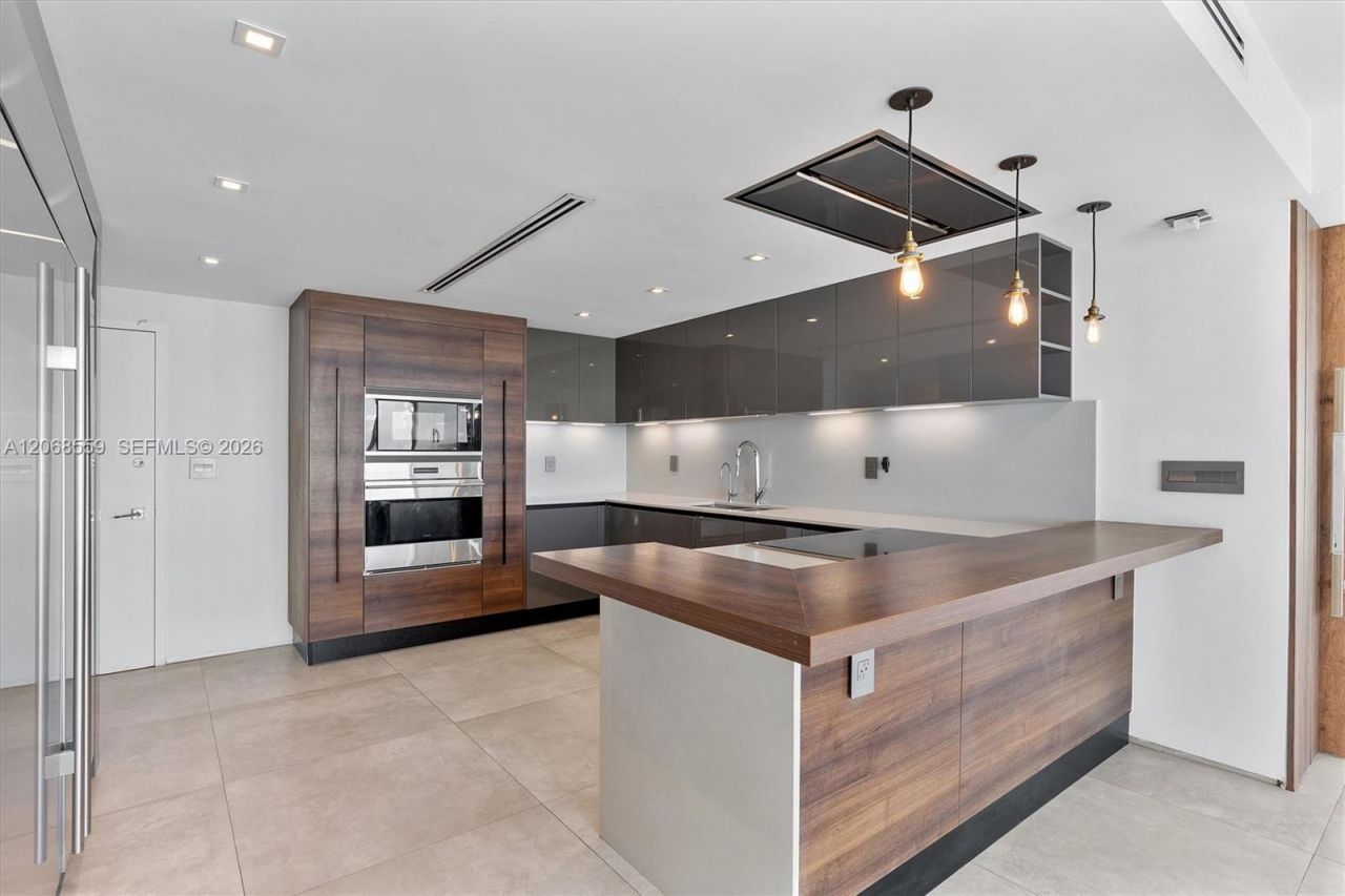 10155 Collins Ave, Unit 902, Bal Harbour, FL 33154 Photo