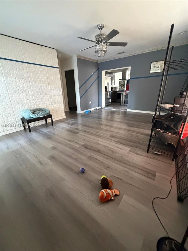 3311 NW 16th Ter , Miami, FL 33125 Photo