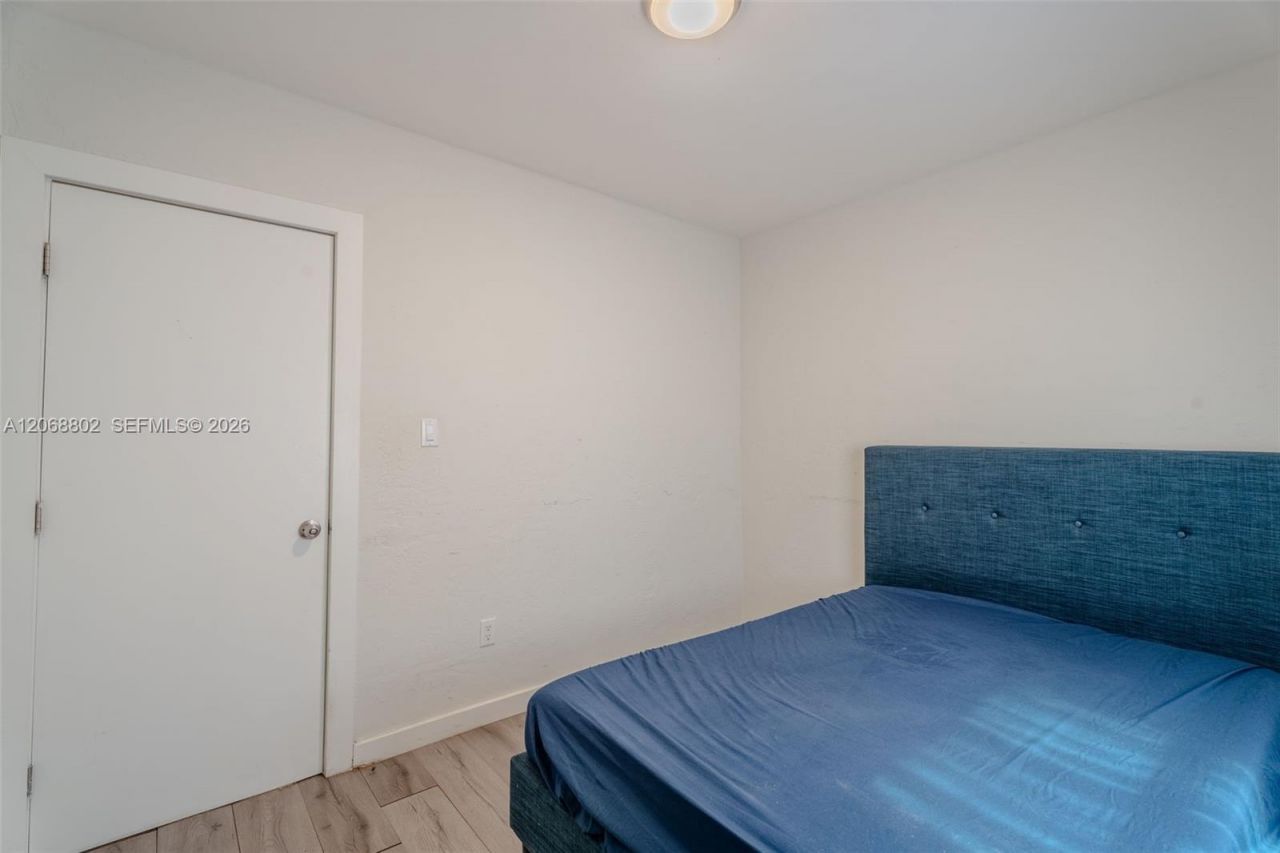 3311 NW 16th Ter, Miami, FL 33125 Photo