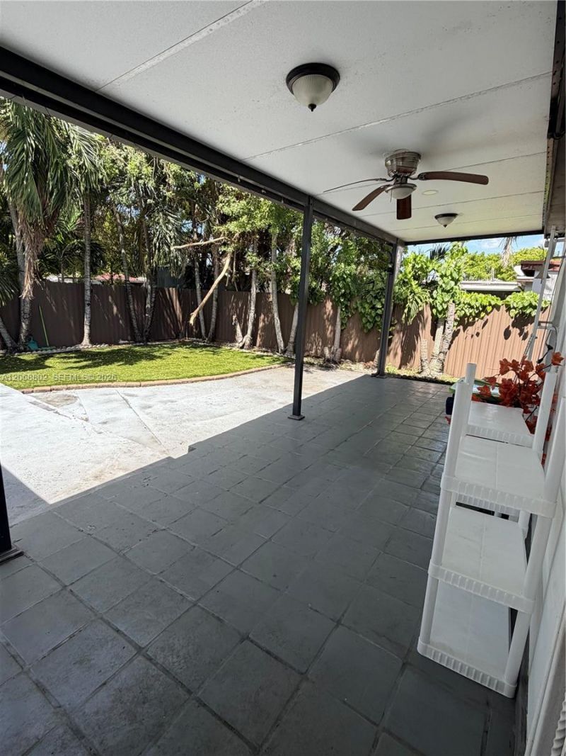 3311 NW 16th Ter , Miami, FL 33125 Photo