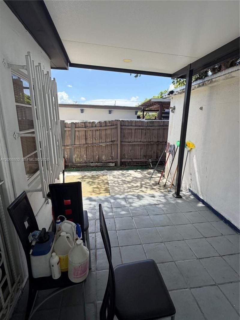 3311 NW 16th Ter , Miami, FL 33125 Photo