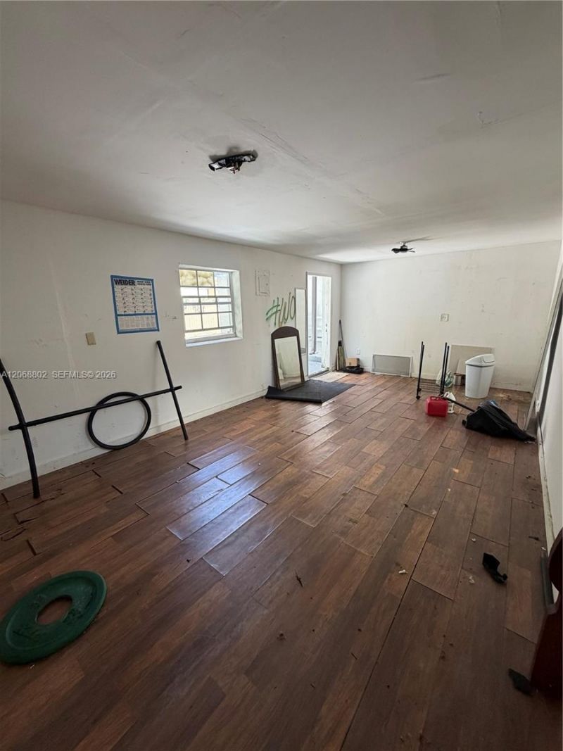 3311 NW 16th Ter , Miami, FL 33125 Photo