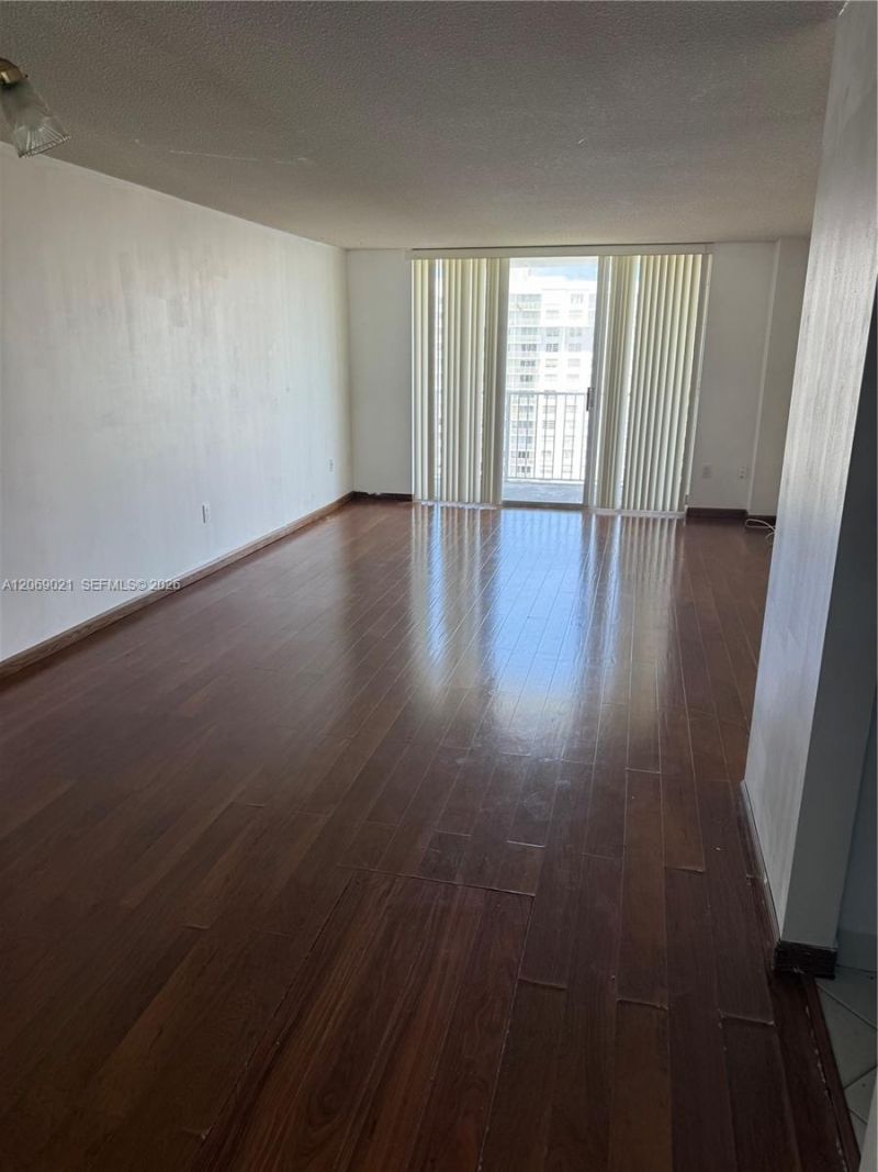 2801 NE 183rd St, Unit 1914W, Aventura, FL 33160 Photo