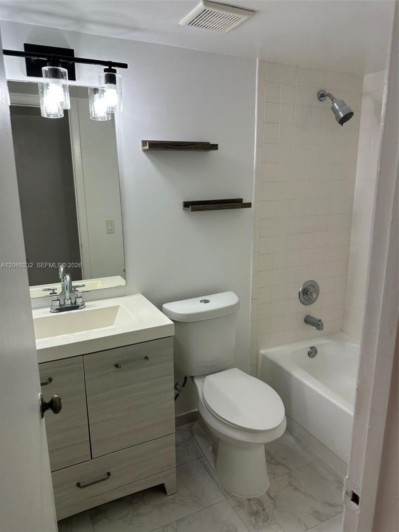 14873 SW 104th St , Unit 6-204, Miami, FL 33196 Photo