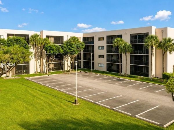 8600 SW 133 RD, Unit 124, Miami, FL 33183
