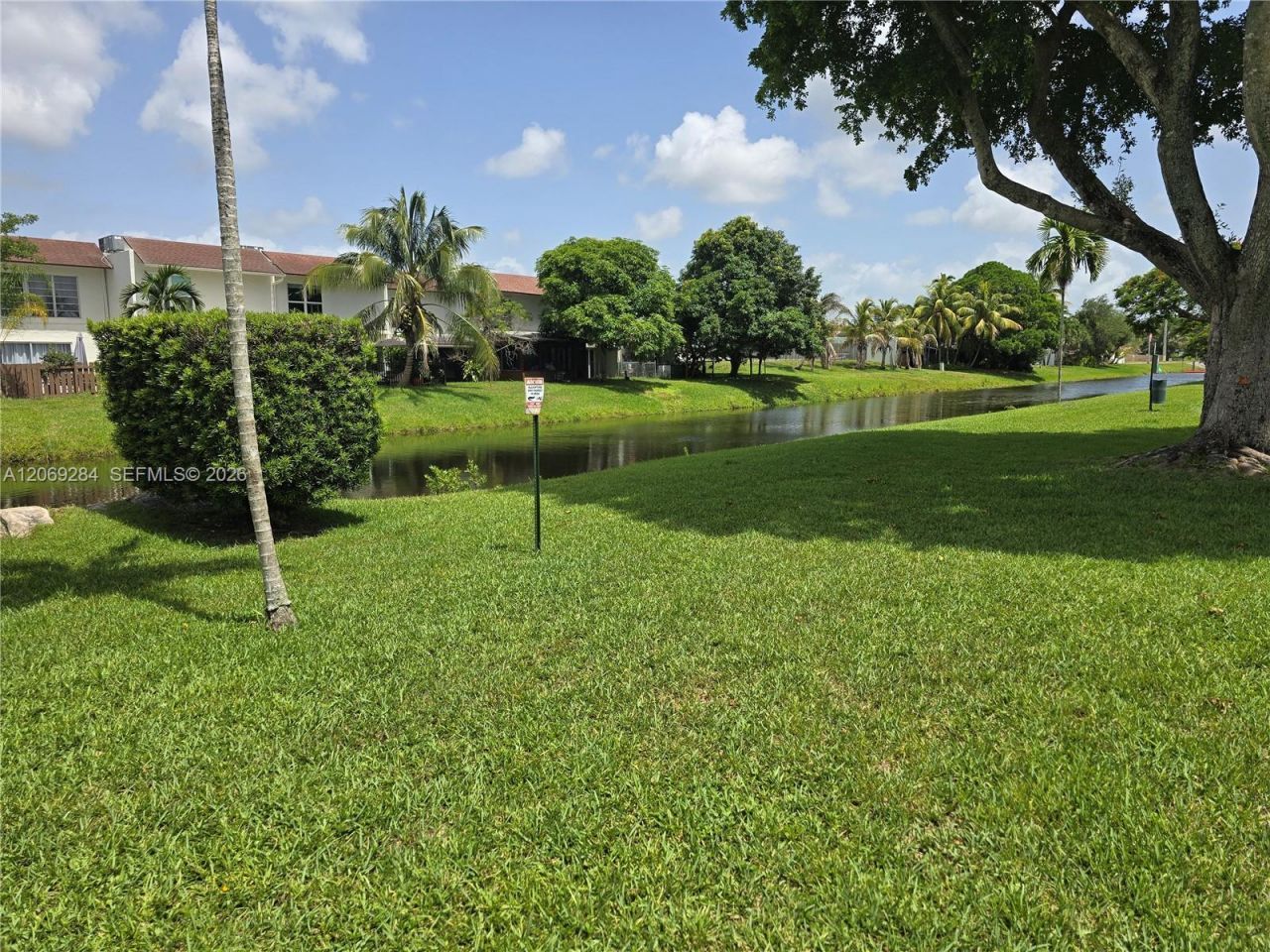 10375 N Kendall Dr, Unit J7, Miami, FL 33176 Photo