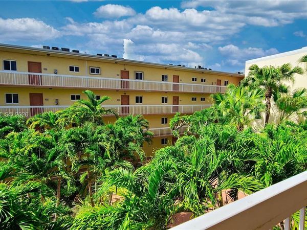 7910 Camino Real, Unit 314, Miami, FL 33143