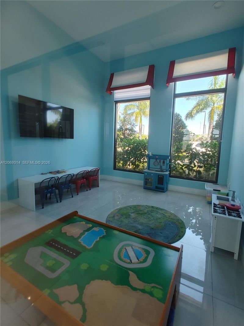 388 NE 208th Ter , Miami, FL 33179 Photo