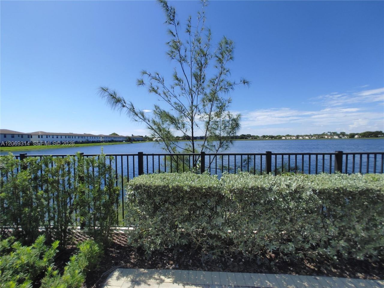 388 NE 208th Ter , Miami, FL 33179 Photo