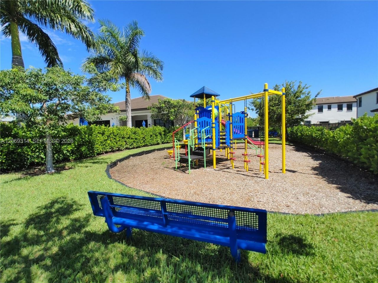 388 NE 208th Ter , Miami, FL 33179 Photo