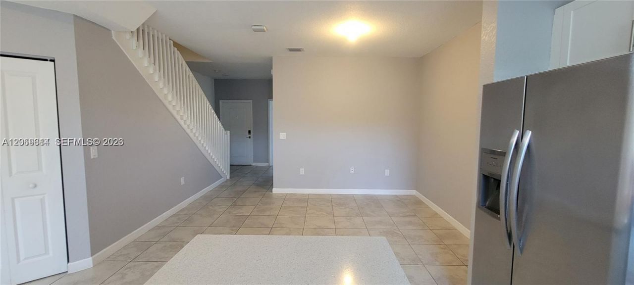 388 NE 208th Ter , Miami, FL 33179 Photo