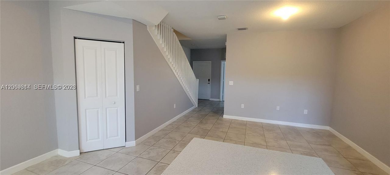 388 NE 208th Ter , Miami, FL 33179 Photo