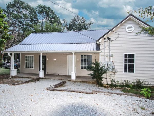 613 W Pine Street, Pocahontas, AR 72455