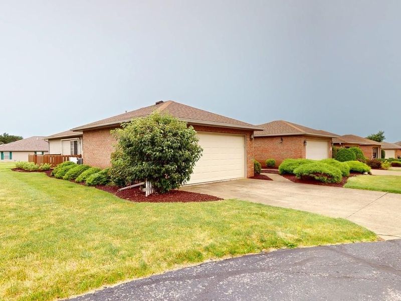 12 Ridgewood, Willard, OH 44890 Photo 3