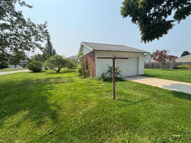 30 Warren Street, Tiffin, OH 44883 Photo 22