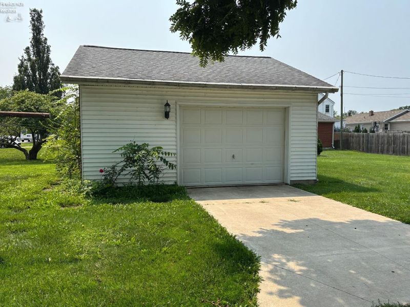 30 Warren Street, Tiffin, OH 44883 Photo 24