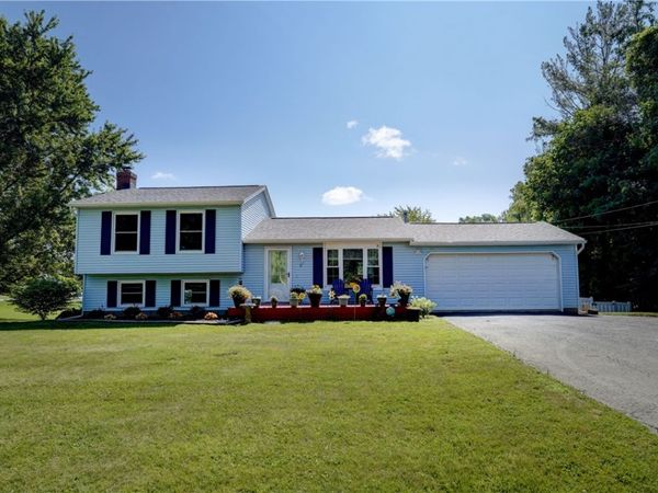 2 Mccleary Road , Spencerport, NY 14559