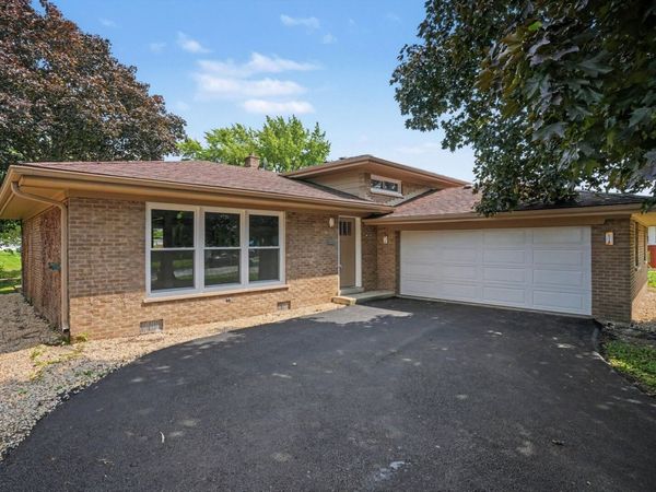 16721 School Street, South Holland, IL 60473