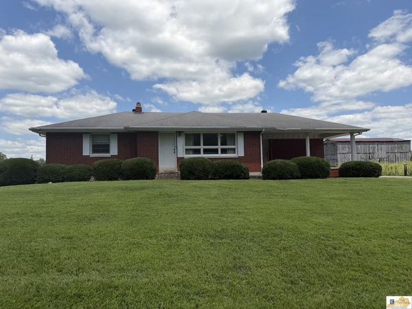 2794 Highway 1058 , Jamestown, KY 42629