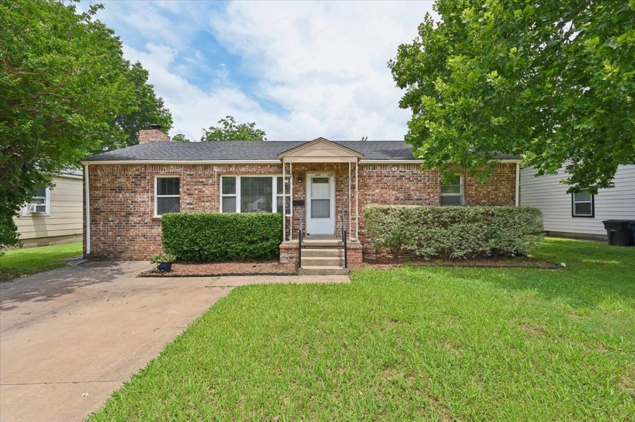 4385 S St Louis Avenue, Tulsa, OK 74105 Main Photo