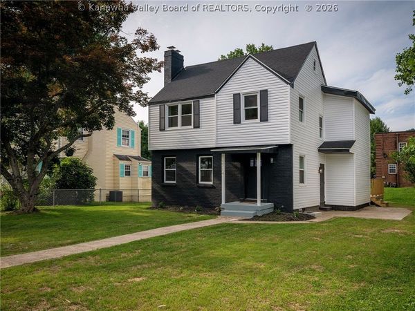 3714 Washington Avenue SE, Charleston, WV 25304