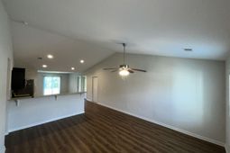 420 Pitchling Drive  photo 4