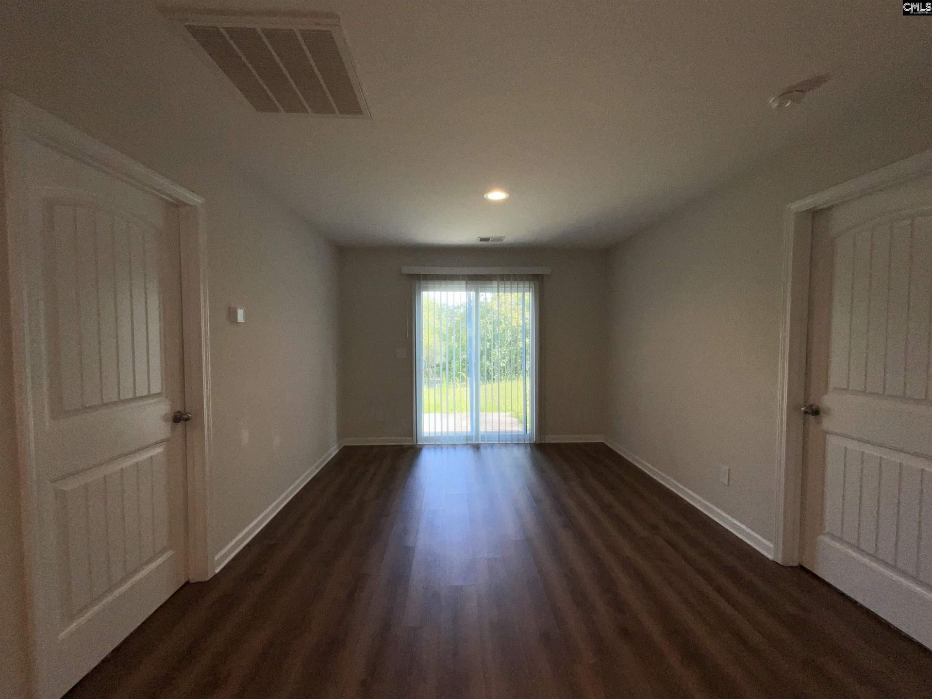 420 Pitchling Drive  Photo 4