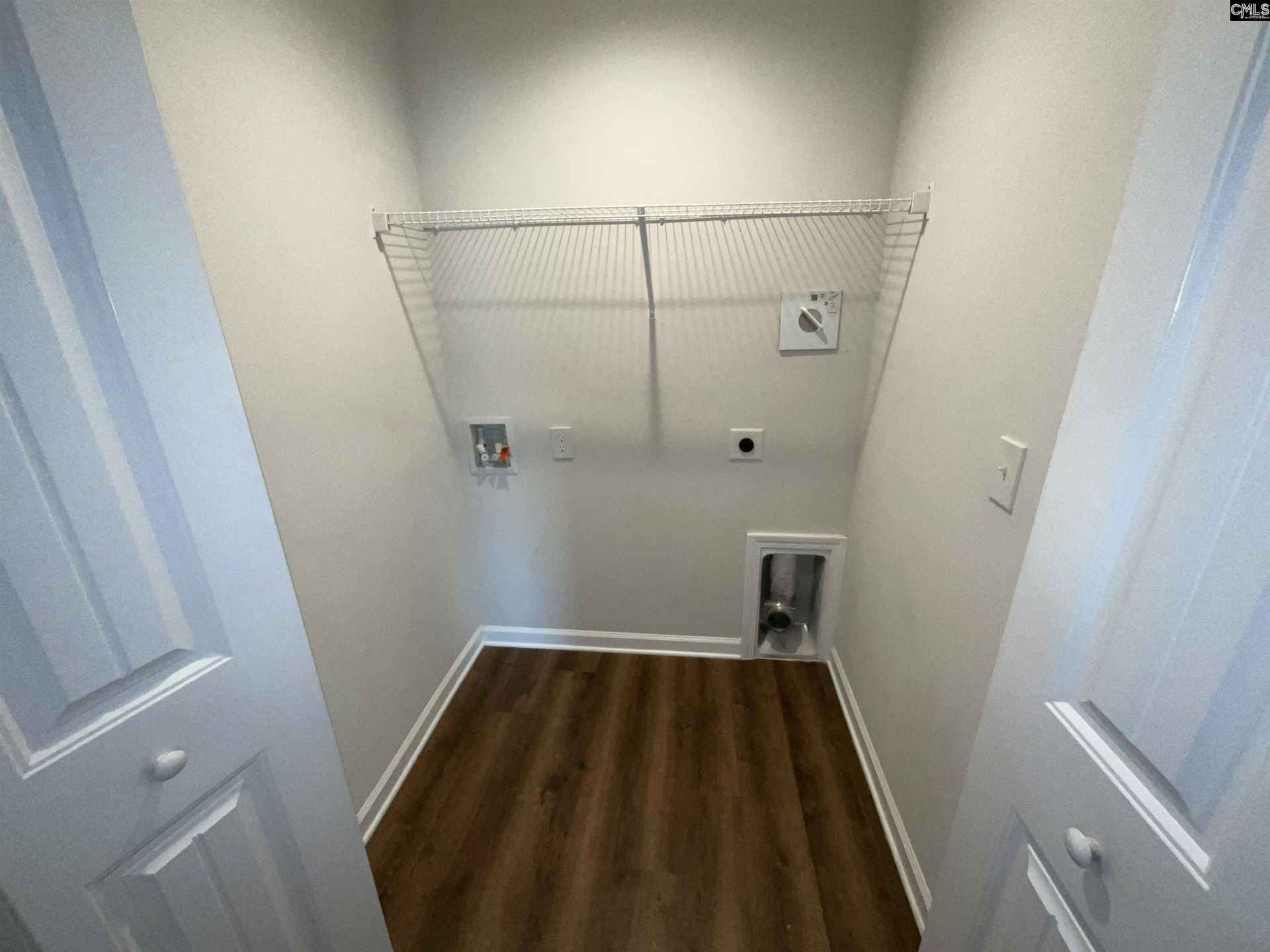 420 Pitchling Drive  Photo 7