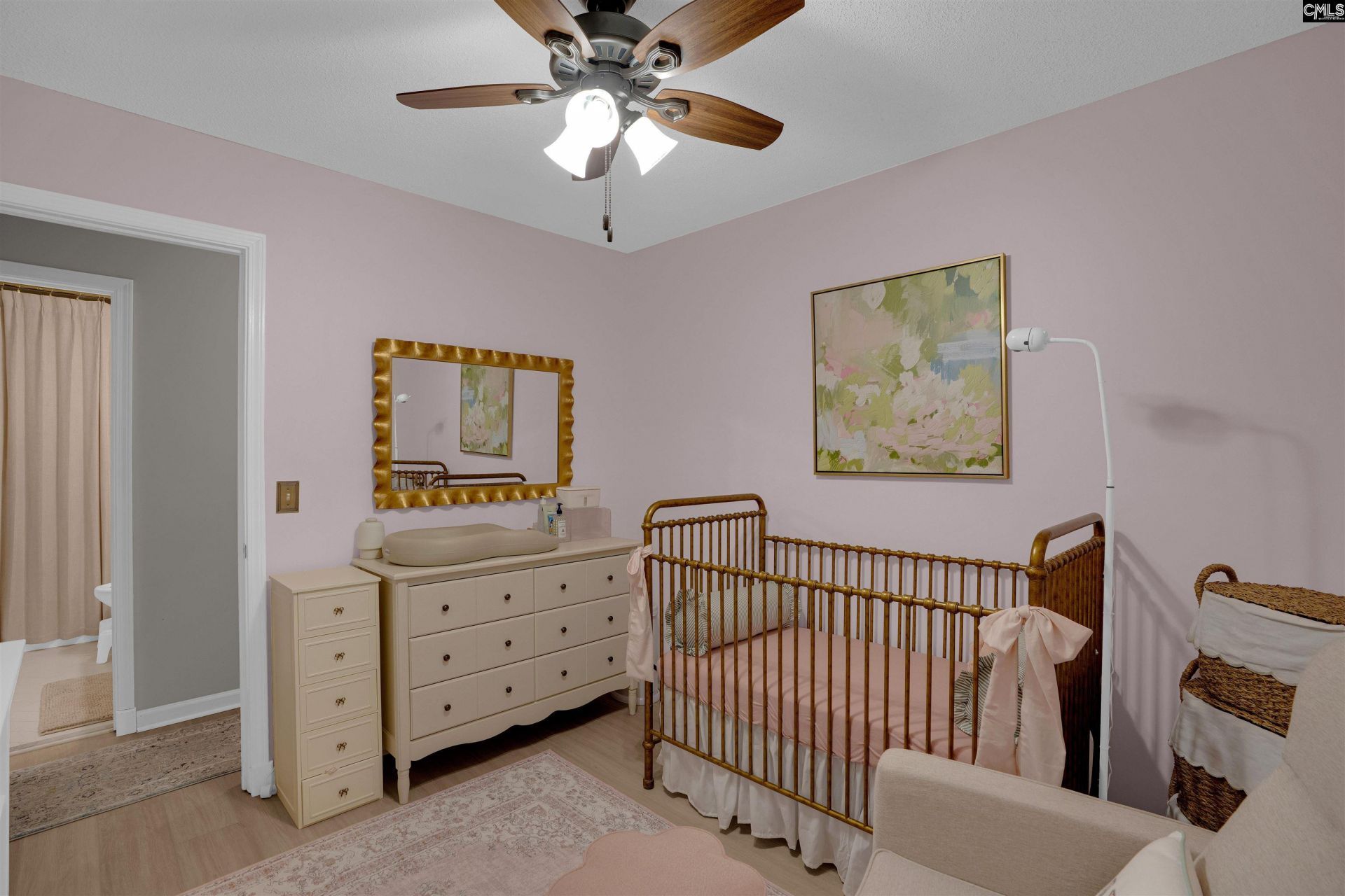 225 Mossborough Drive  Photo 24