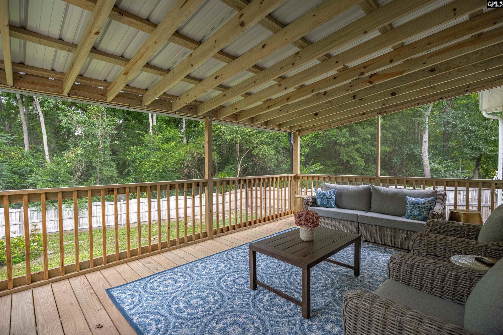 225 Mossborough Drive  Photo 4
