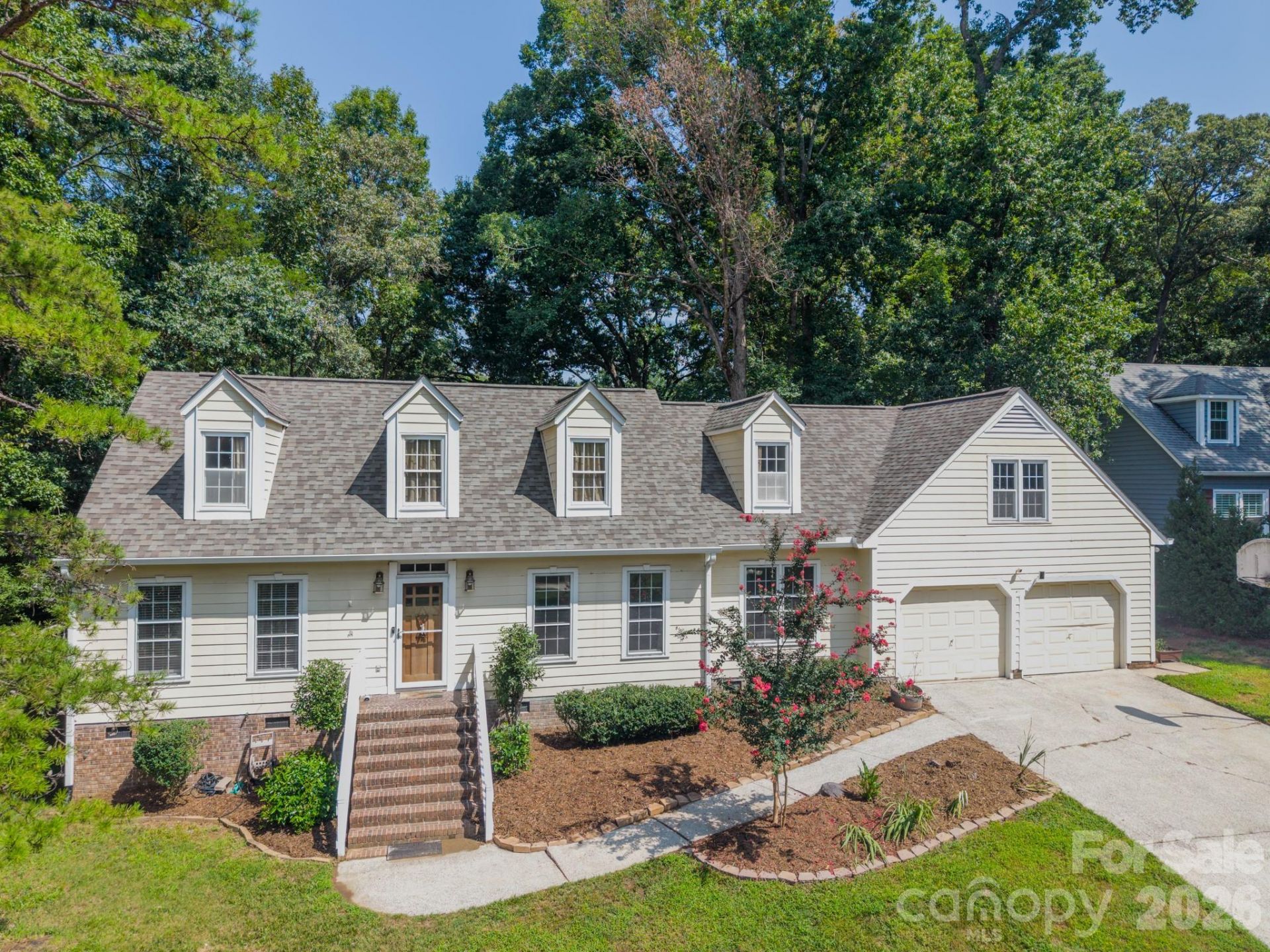 5815 Chapel Creek Court , Charlotte, NC 28226 Main Photo