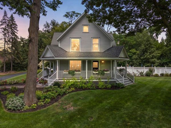 2519 W John Beers Road, Stevensville, MI 49127
