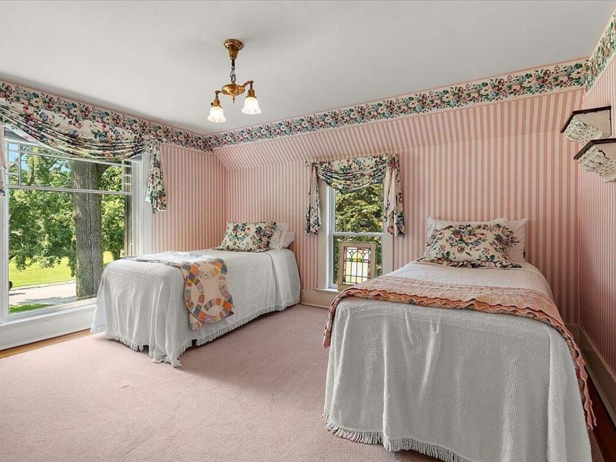 Property Image 32